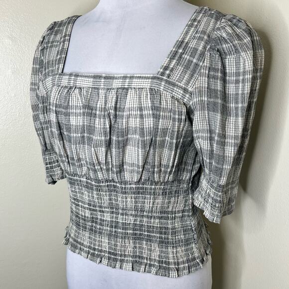 Universal Thread Milkmaid Top Medium Puff Sleeve Gray Woven Smocked Plaid New - Picture 6 of 11